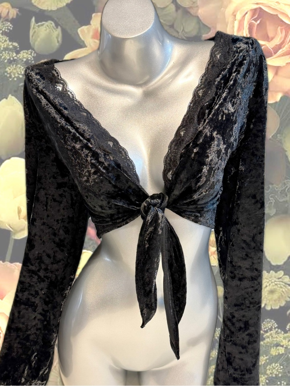 VINTAGE Y2K crushed black velvet tie front top lace plunge cropped cardigan XL